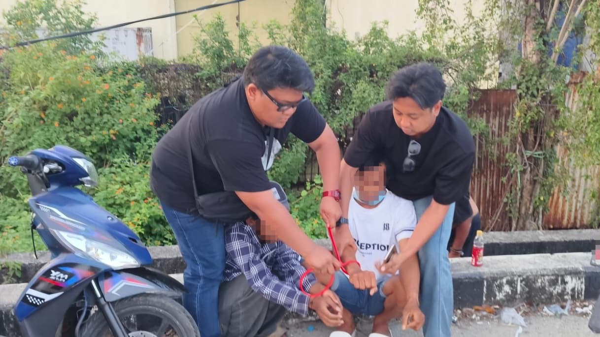 Sempat Buron, Penarik Kalung Emas di Jakarta Barat Dibekuk Polisi