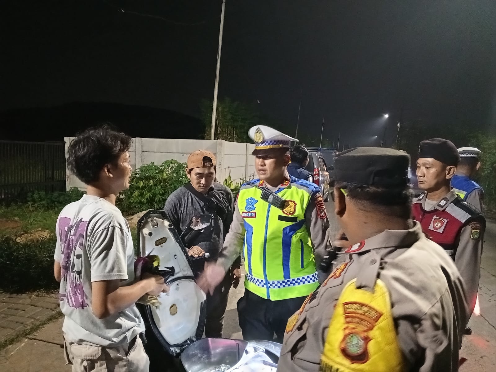 Patroli Cipkon Jaga Jakarta+ Polsek Neglasari, Antisipasi Tawuran dan Kejahatan Jalanan Hingga Dini Hari
