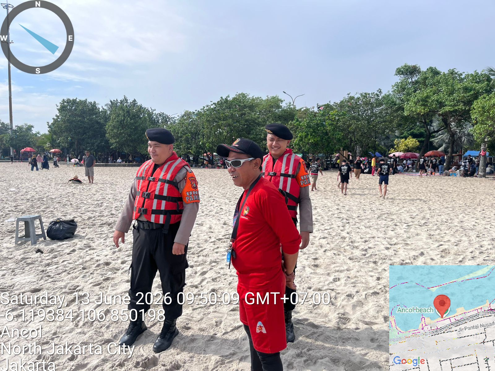 DIT SAMAPTA PMJ INTENSIFKAN PATROLI SIAGA BENCANA DAN PENGAMANAN KAWASAN WISATA PANTAI LAGOON ANCOL