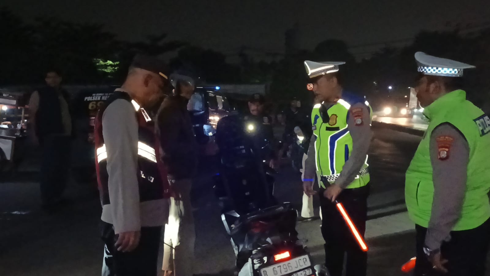 Jaga Kamtibmas Tetap Kondusif, Polsek Neglasari Tingkatkan Patroli Malam Hari