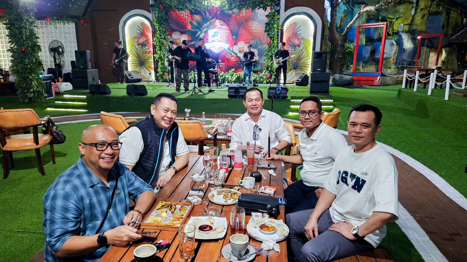 Kunjungi Nagrek dan Tasikmalaya, Bamsoet Apresiasi Jawa Barat Tunjukkan Ketahanan Ekonomi di Tengah Gejolak Dunia
