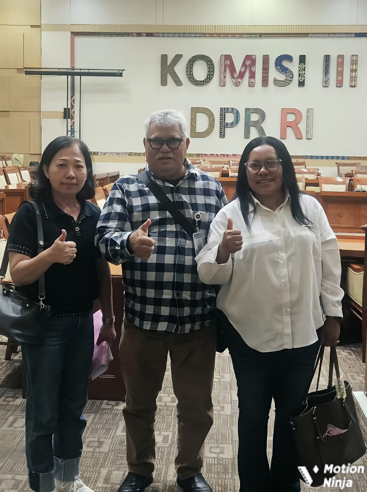 Habib Muchdar Assegaf Dampingi Keluarga Lely Y Lay, Sambangi Komisi III DPR RI “Mohon Keadilan Hukum !.