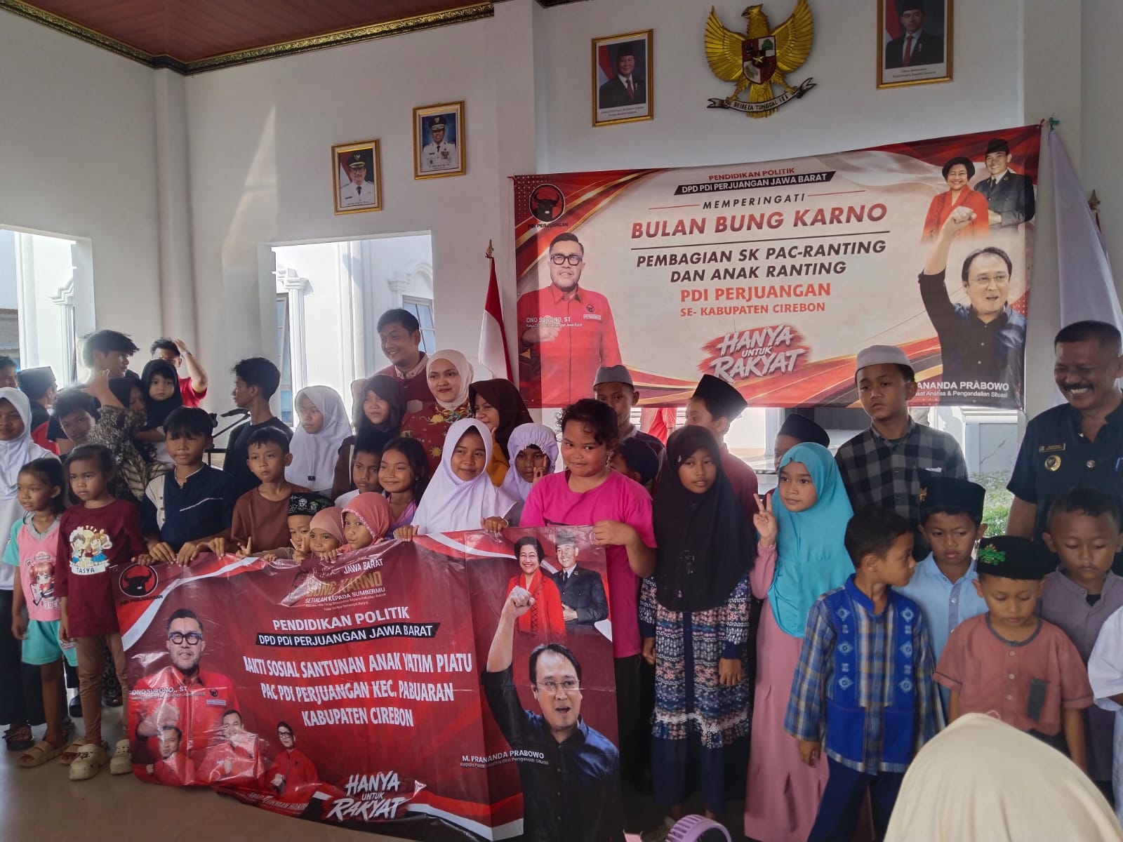 Ketua DPRD Kabupaten Cirebon Santuni Anak Yatim Piatu Saat Reses di Desa Pabuaran Kidul