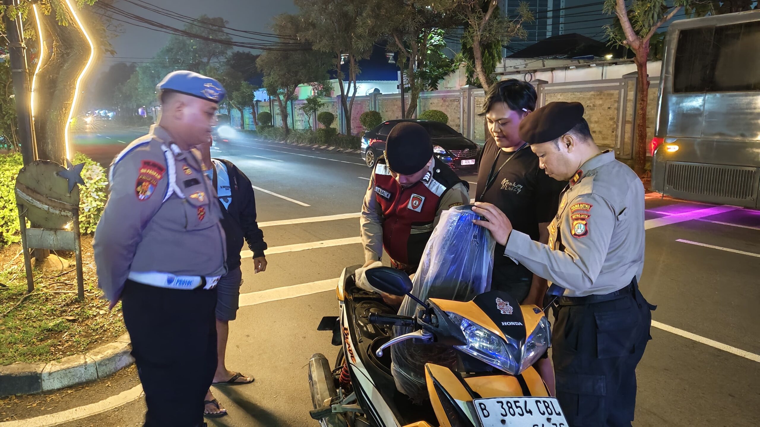 Kota Tangerang Dijaga Semalaman, Patroli Skala Besar Persempit Ruang Gerak Pelaku Kejahatan Jalanan