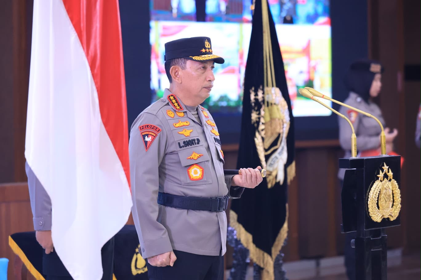 Polri Laksanakan Kenaikan Pangkat 87 Perwira Tinggi, Empat Perwira Raih Bintang Tiga