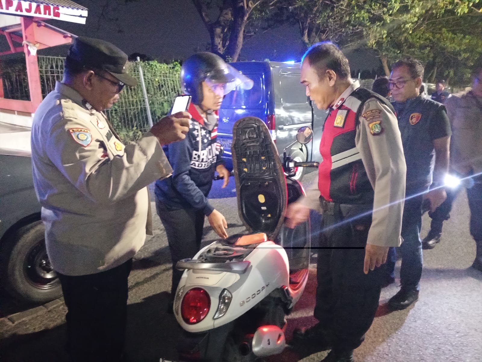 Patroli Cipta Kondisi Jaga Jakarta+ Polsek Neglasari, Antisipasi Gangguan Kamtibmas dan Kejahatan Jalanan