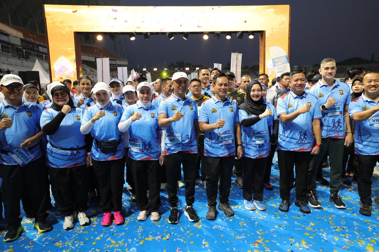 Kapolda Sumsel Bersama Forkopimda Sapa Ribuan Peserta Sumsel Bhayangkara Run, Kuatkan Kolaborasi dan Soliditas Bumi Sriwijaya