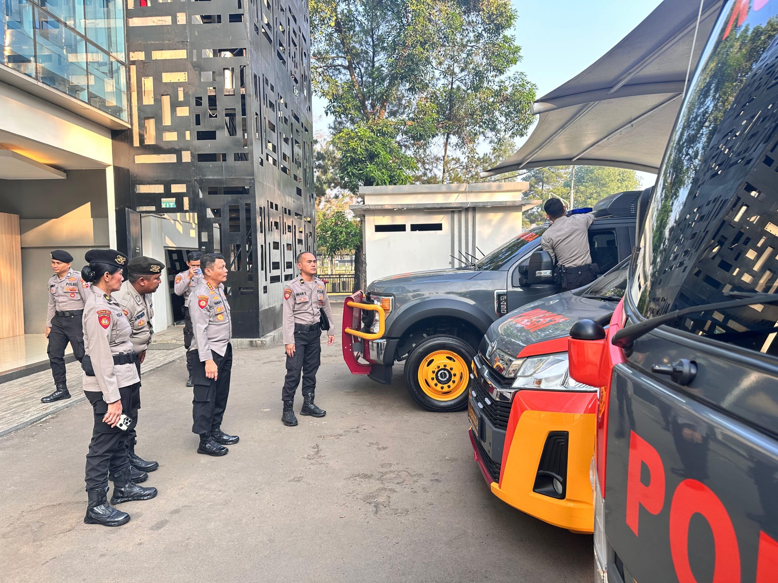 Ditpamobvit Korsabhara Baharkam Polri Gelar Pengecekan Berkala Almatsus dan Ranmor Dinas