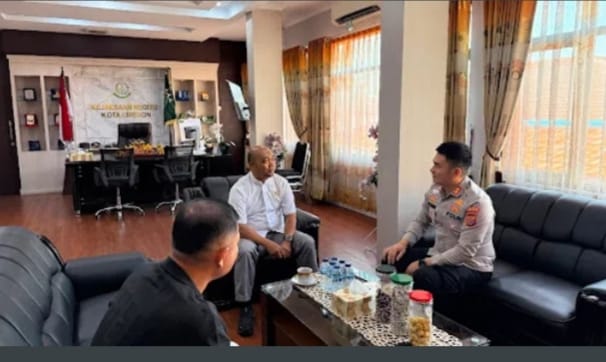 Kapolres Cirebon kota AKBP EKO Iskandar Silahturahmi ke Kajari, Perkuat Sinergi Penegakan Hukum