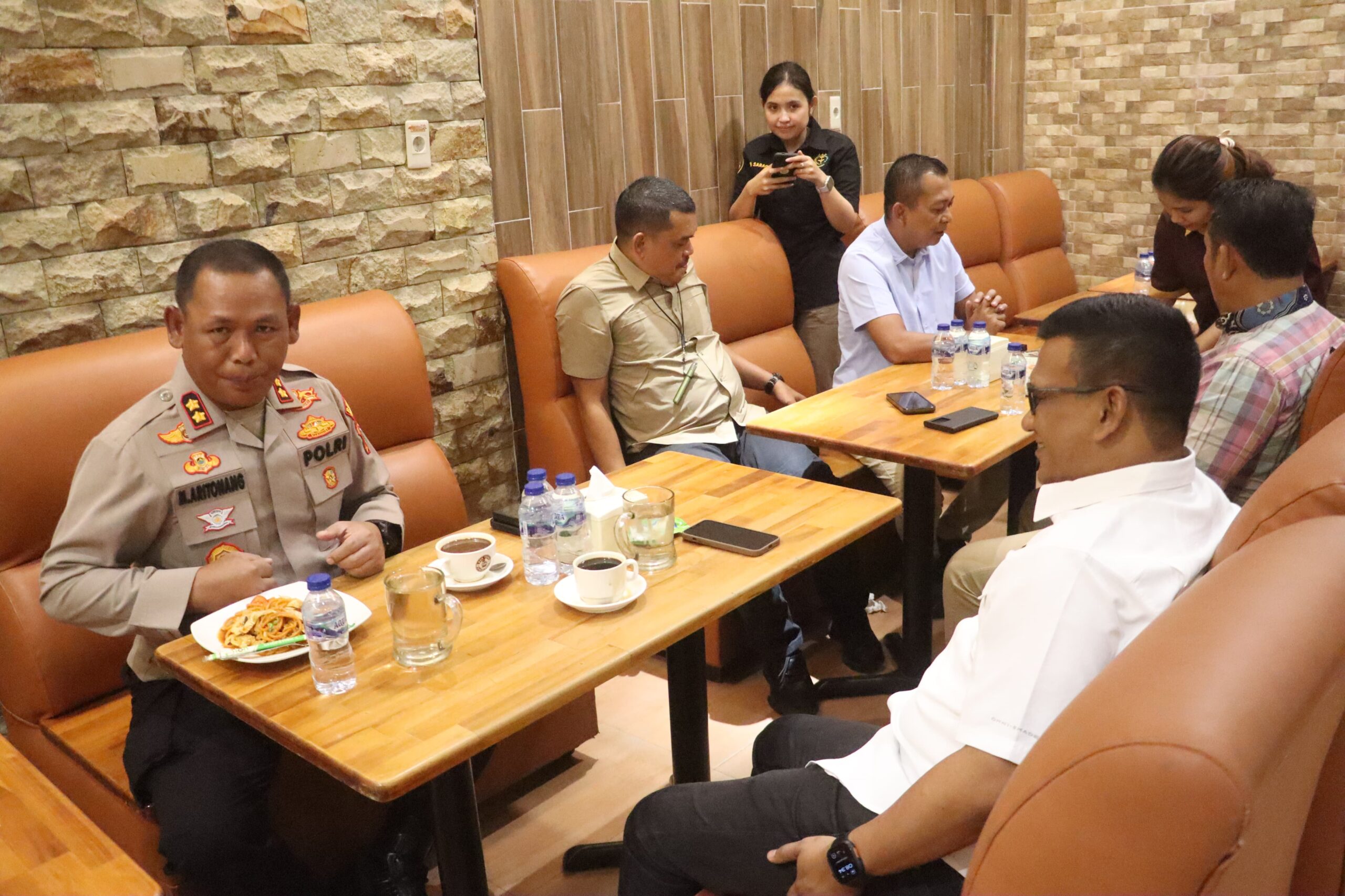 Coffee Morning Kapolres Dan Kajari Simalungun Perkuat Soliditas serta Sinergitas Penegakan Hukum Demi Rasa Aman dan Keadilan