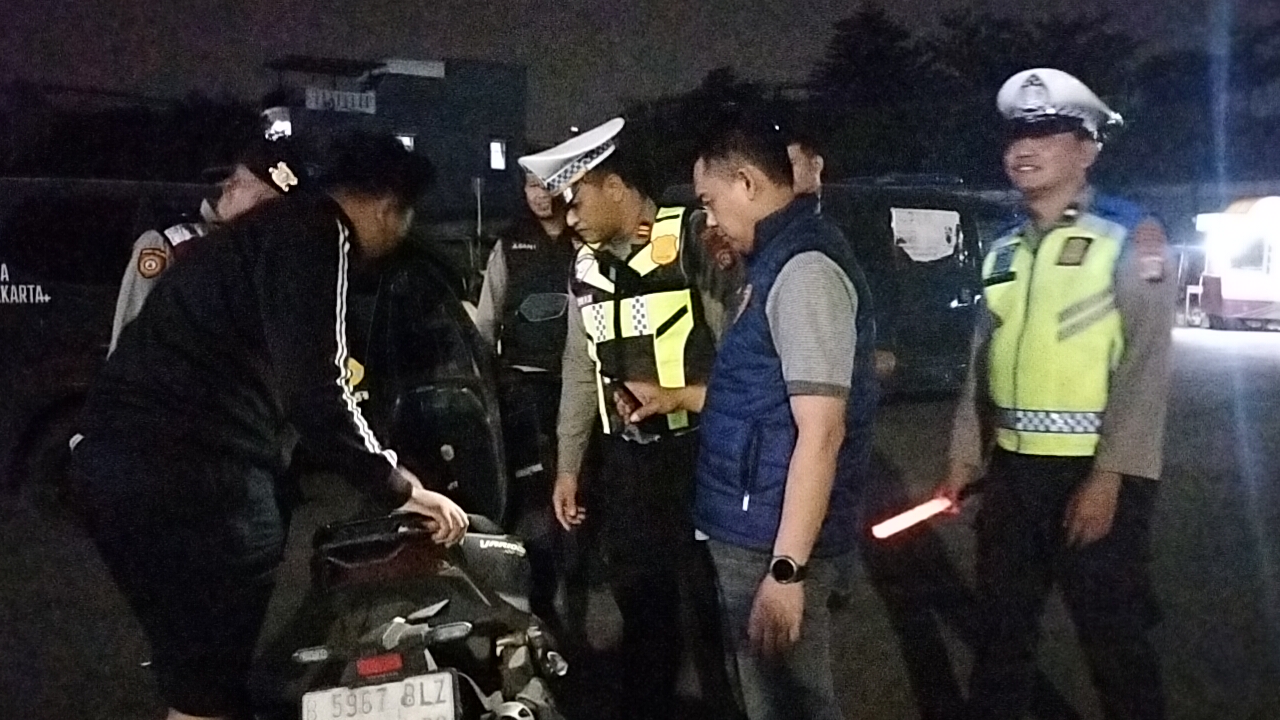 Tekan Angka Kejahatan, Polsek Neglasari Gelar Patroli Jaga Jakarta dan Amankan Nobar Final Piala Dunia 2026