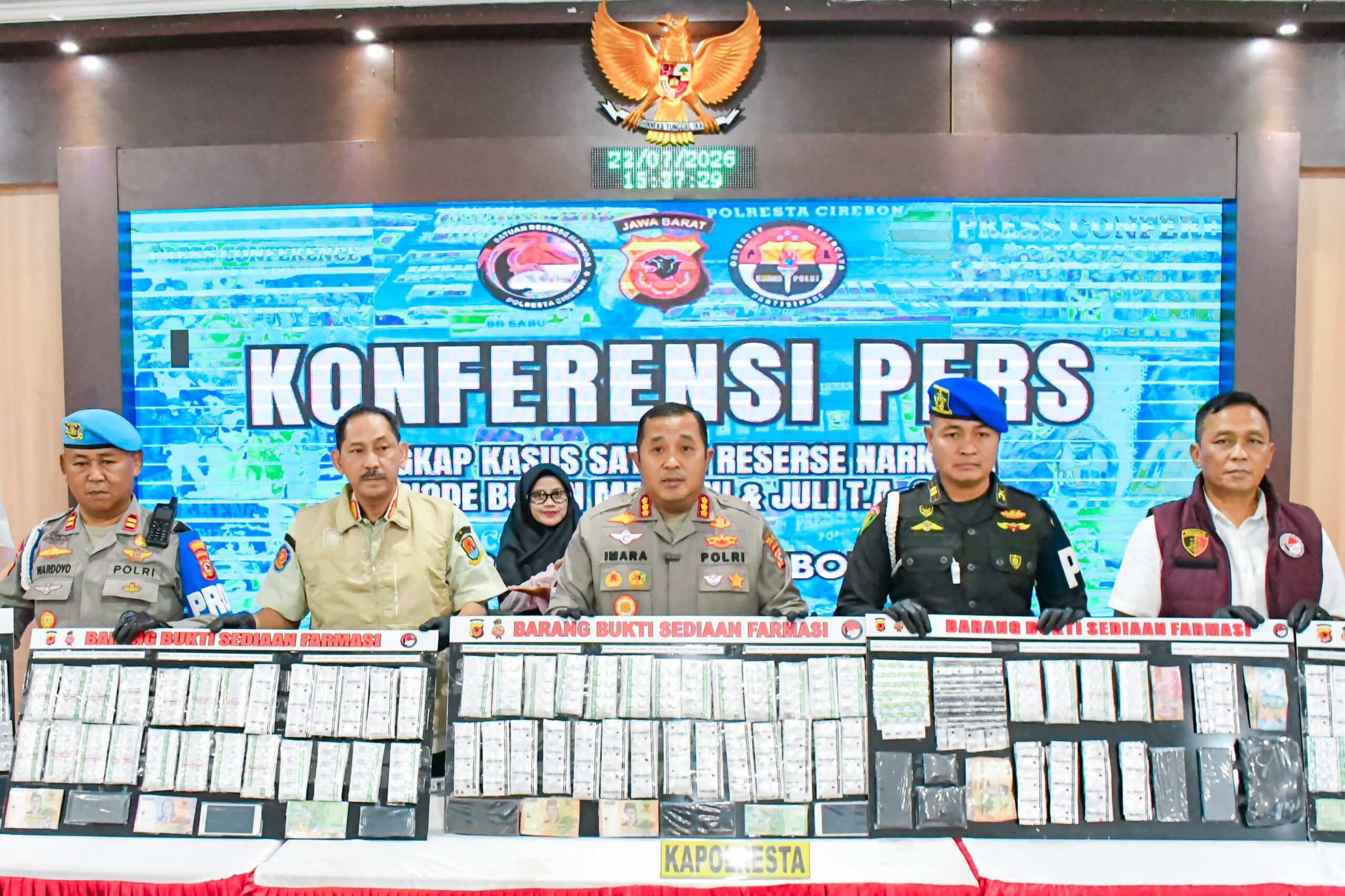 Sikat Habis Jaringan Narkoba, Polresta Cirebon Amankan 26 Tersangka dan Sita Belasan Ribu Obat Keras