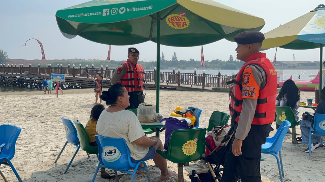 PATROLI DIALOGIS DITSAMAPTA PMJ DI KAWASAN PANTAI ANCOL, WUJUDKAN RASA AMAN BAGI MASYARAKAT