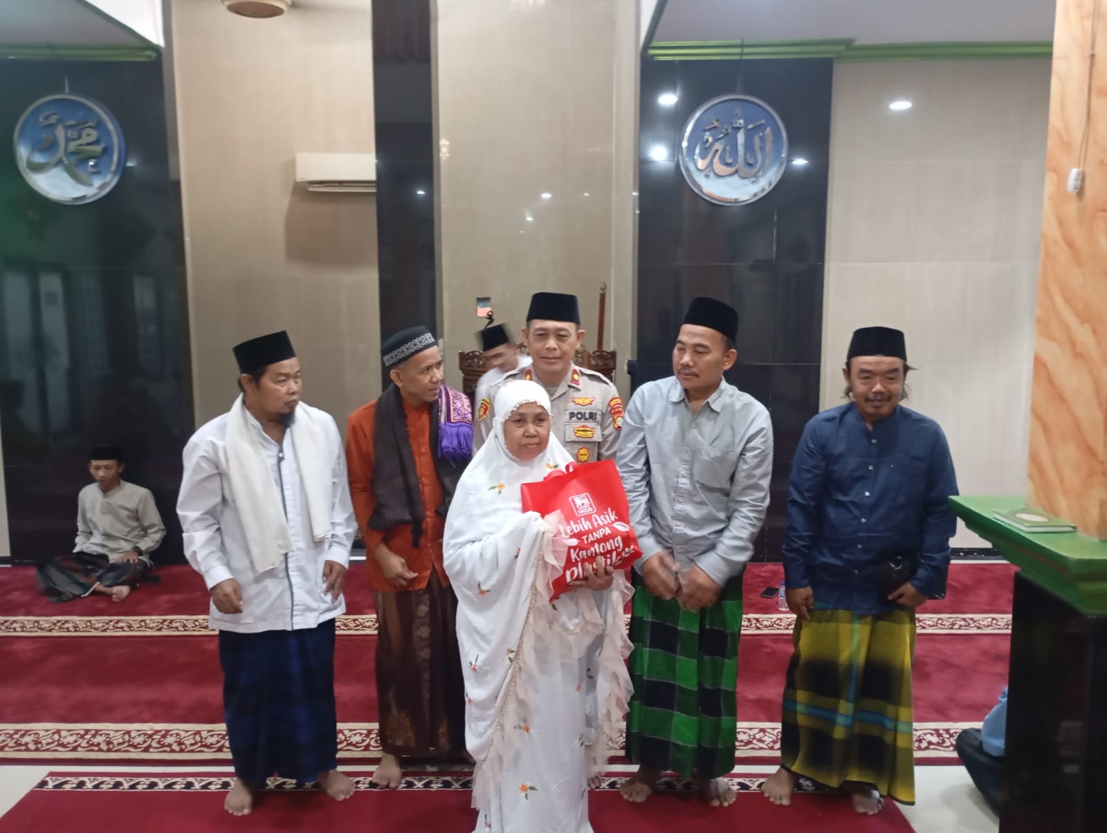 Sholat Subuh Keliling, Kapolsek Batuceper Ajak Warga Perkuat Sinergi Jaga Kamtibmas