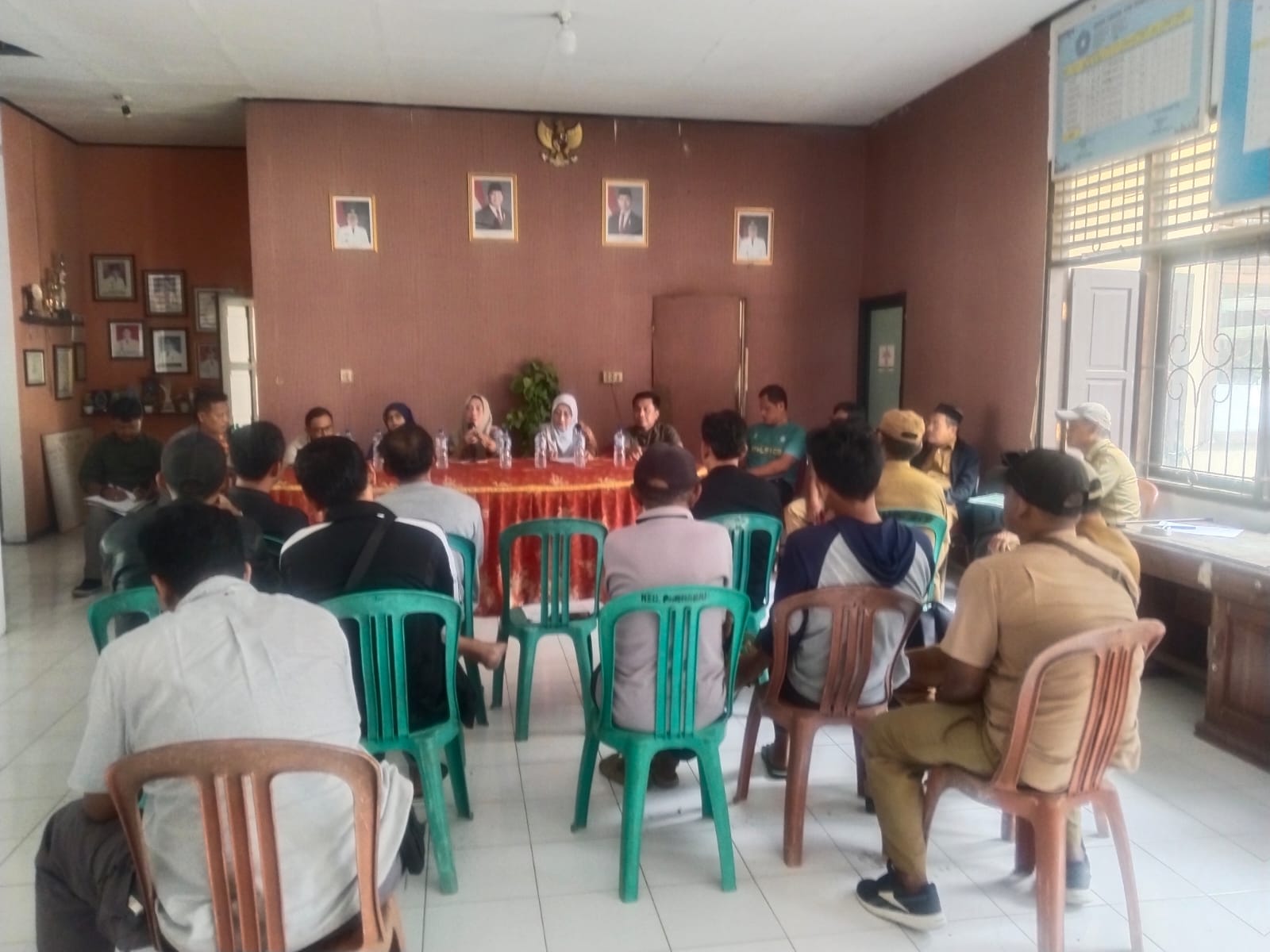 Warga Hulu Banteng Audiensi di Kecamatan Pabuaran, DPRD Minta DPMD dan Inspektorat Segera Tindaklanjuti