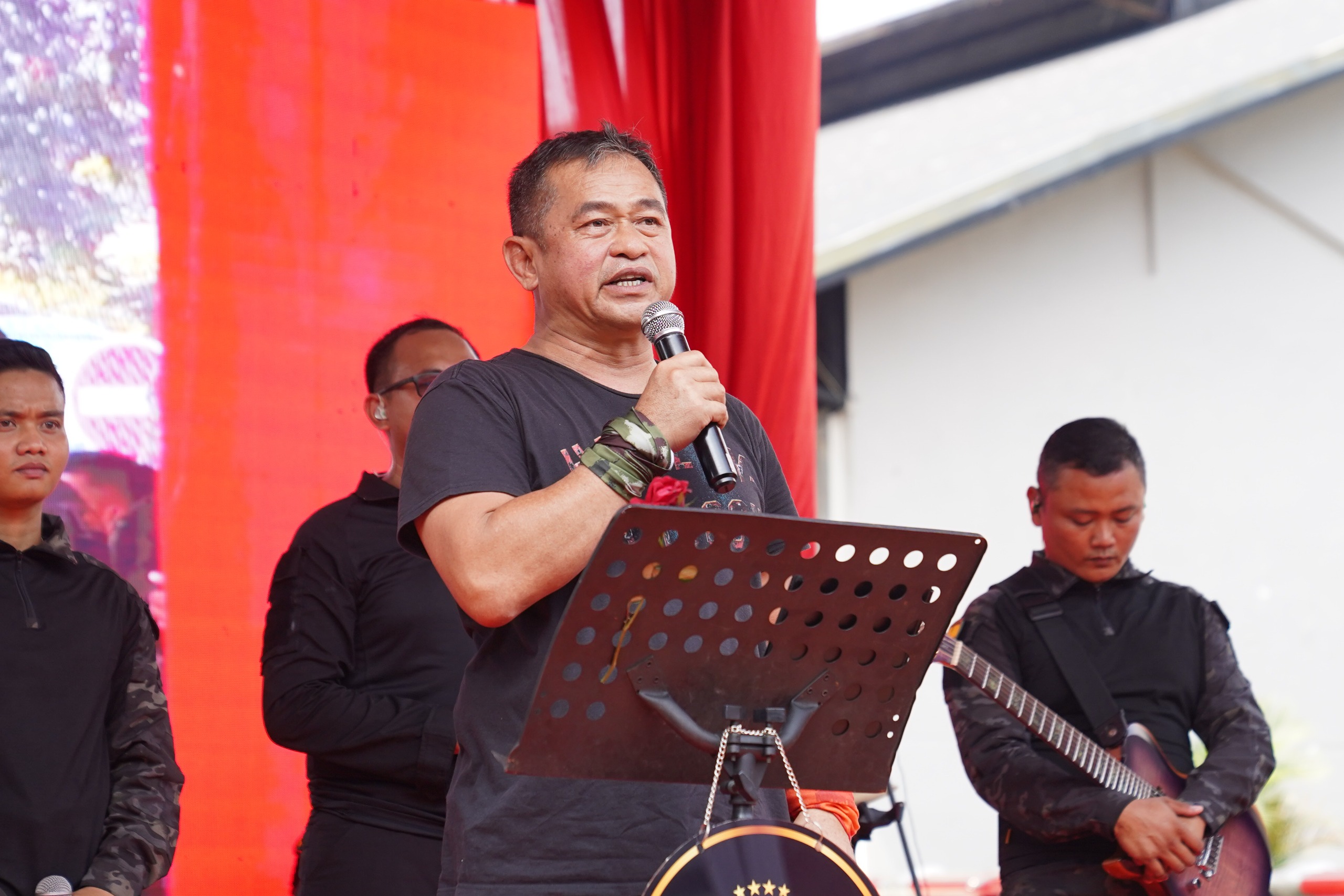 Hadiri Olahraga Bersama Abituren Akmil 1992–1996, Kasad Tekankan Dukung Program Pemerintah