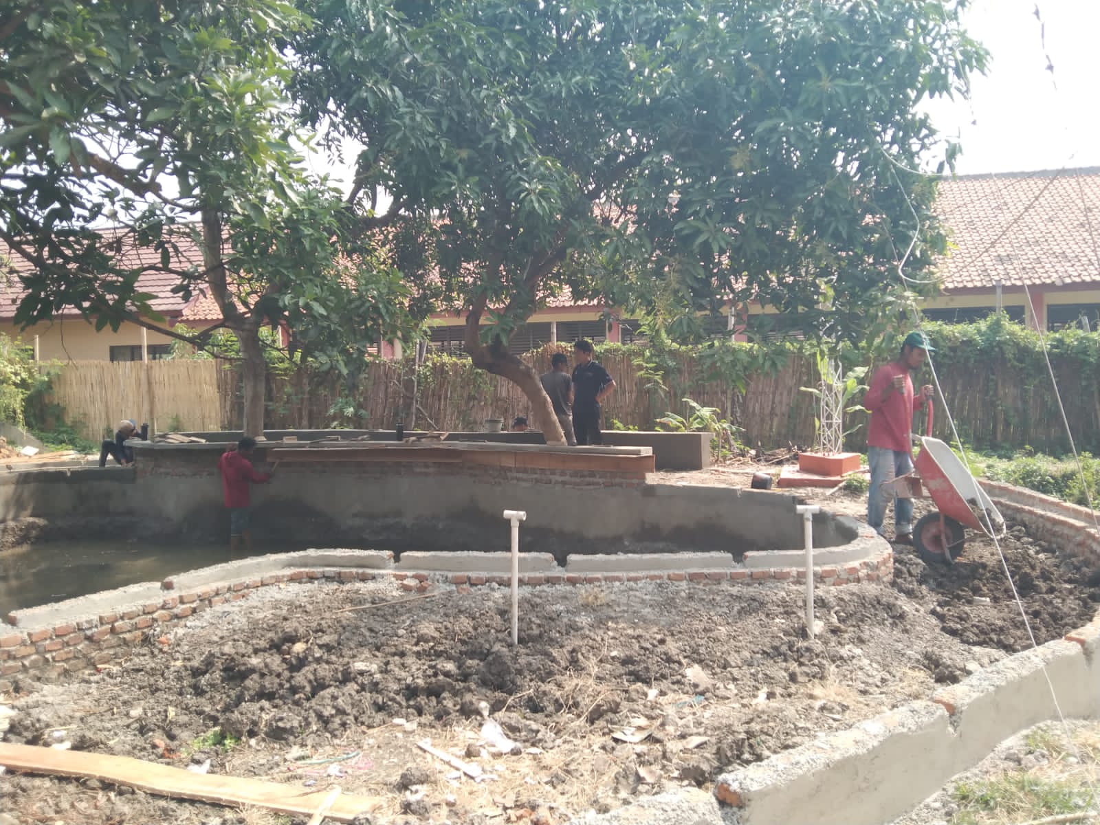 Guna Meningkatkan Kualitas Pelayanan Pemerintah Kecamatan Mundu Terus Berbenah