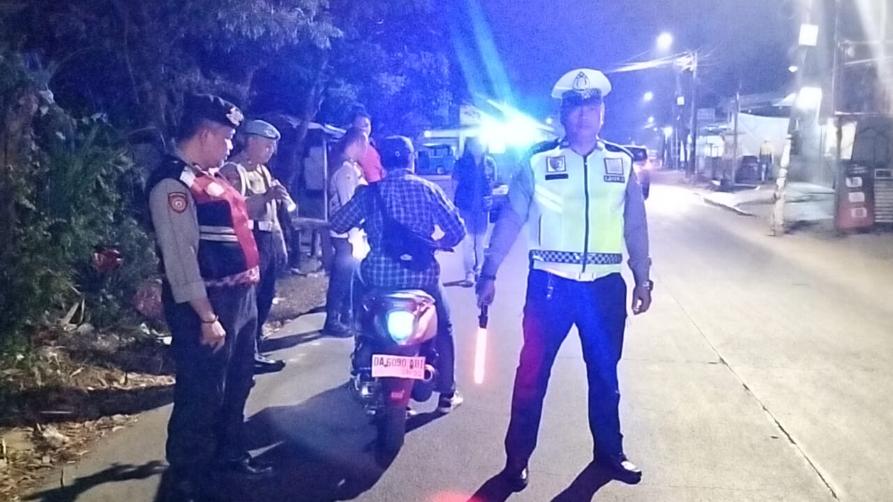 Jaga Jakarta+ Polsek Neglasari Gelar Patroli dan Razia Stasioner, Antisipasi Kejahatan Jalanan