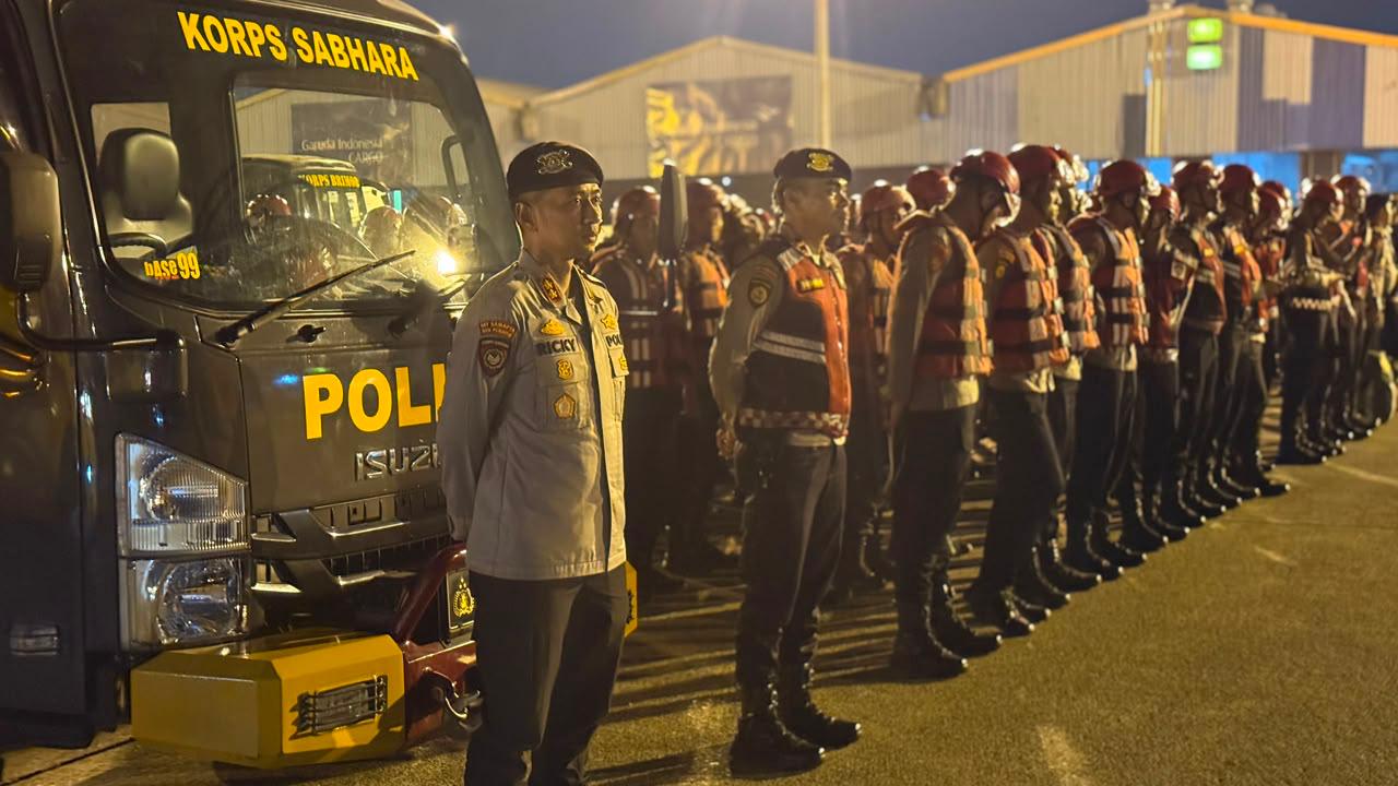 100 Personil Detasemen Perintis Dit Samapta Siap Diterjunjan Ke NTT Bantu Tangani Bencana Gempa