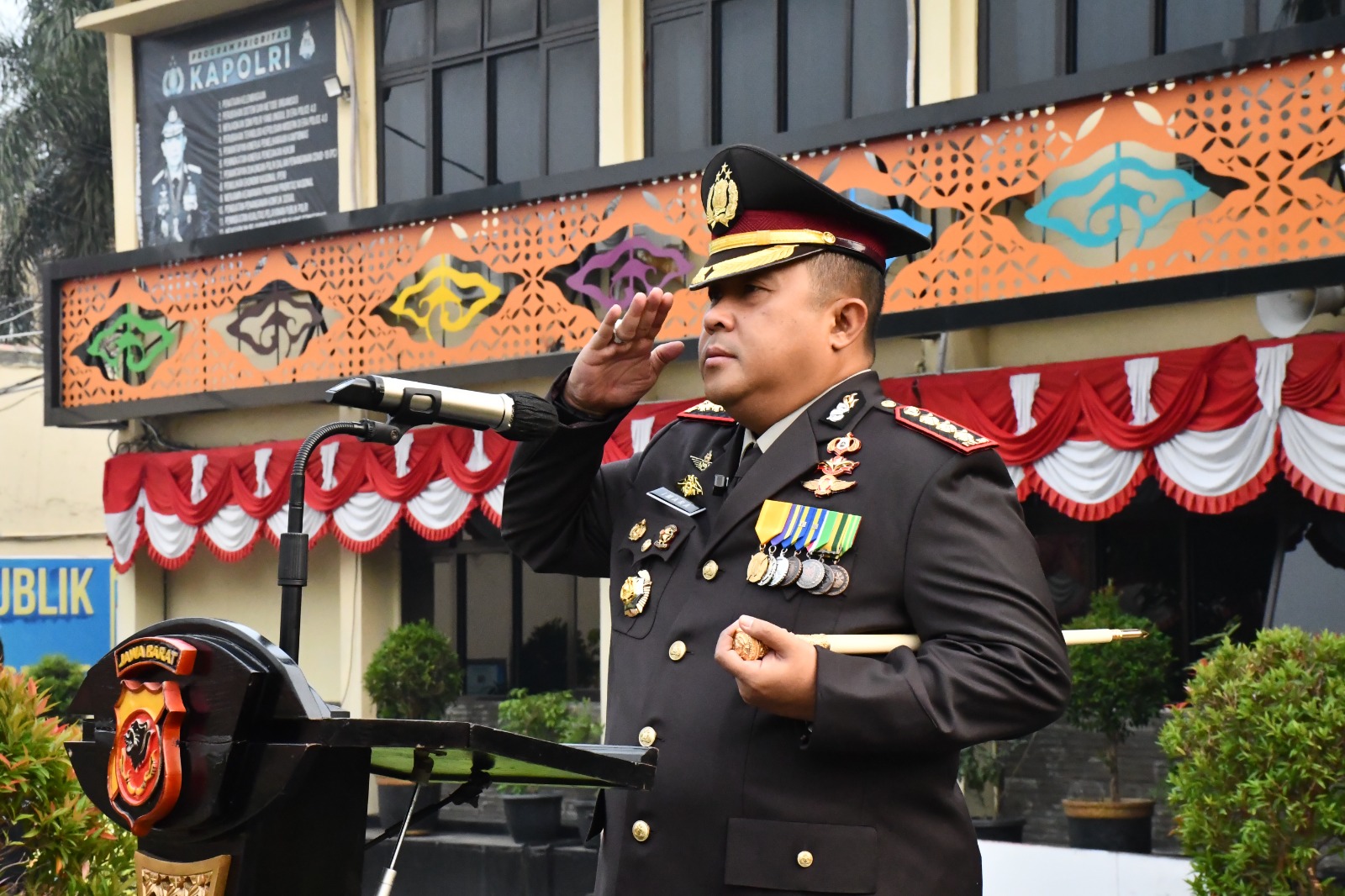 Polresta Cirebon Gelar Upacara HUT ke-81 Kemerdekaan RI, Kobarkan Semangat Pengabdian