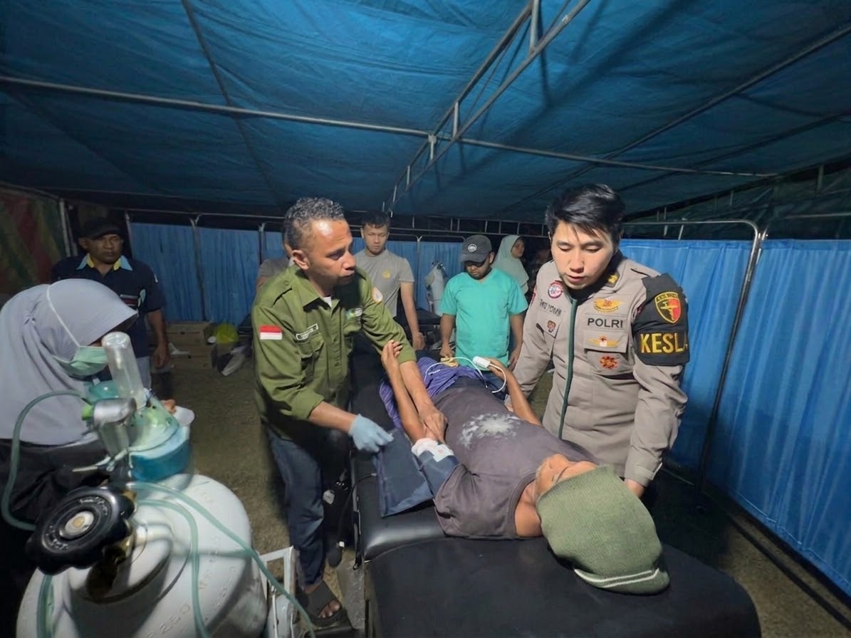 Di Tengah Perayaan Kemerdekaan, Korbrimob Polri Hadir untuk Masyarakat NTT Terdampak Bencana