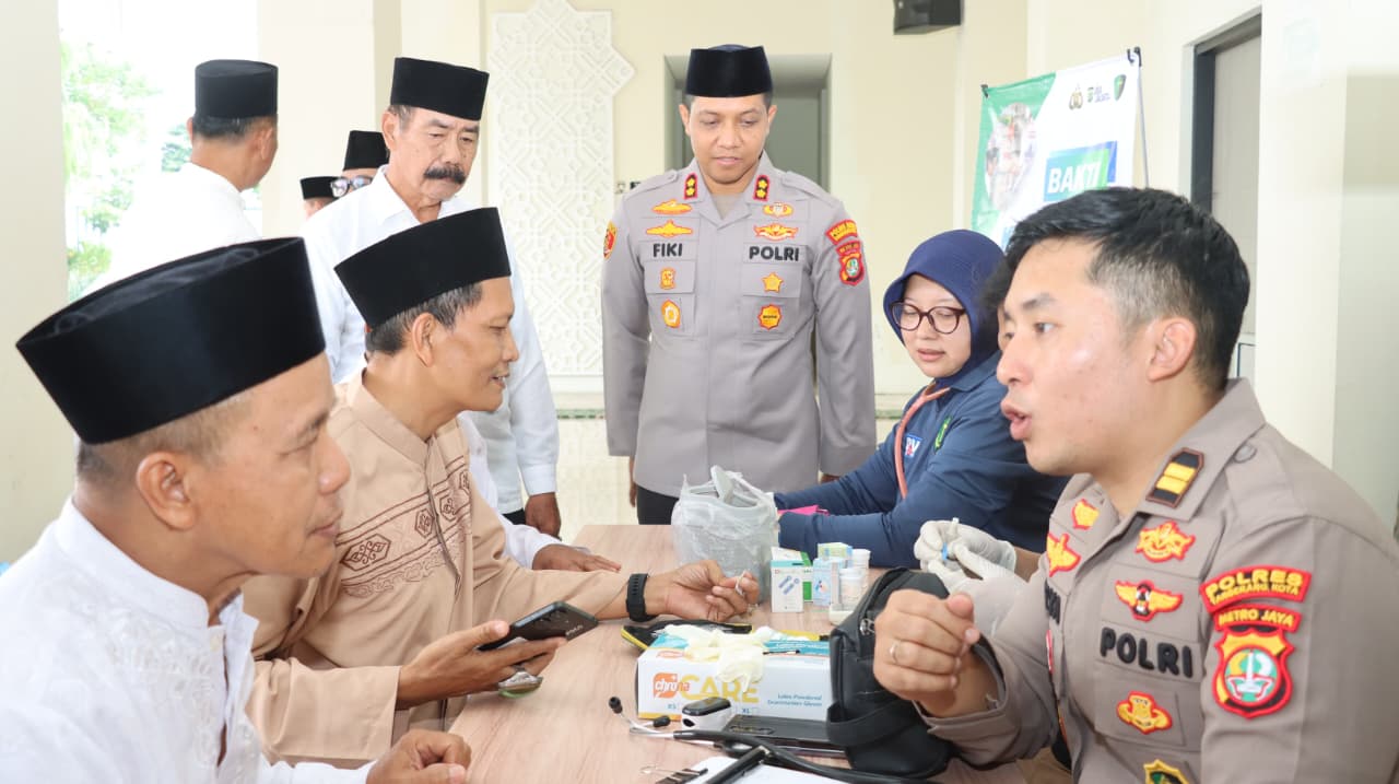 Polisi Tak Cuma Jaga Keamanan, Warga Juga Dapat Layanan Kesehatan