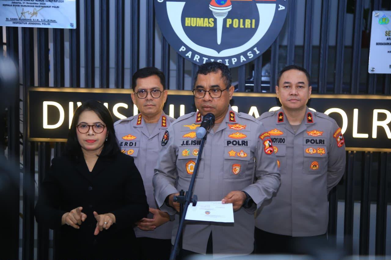 Polri Ajak Massa yang Masih Bertahan di DPR Akhiri Kegiatan Secara Tertib