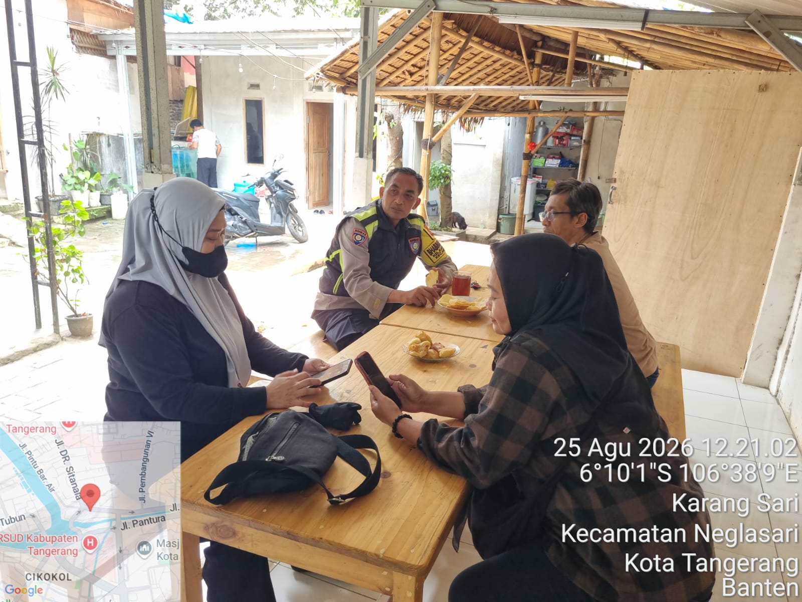 Jajaran Polres Metro Tangerang Kota Sambangi Warga, Ingatkan Waspada Curanmor dan Hoaks
