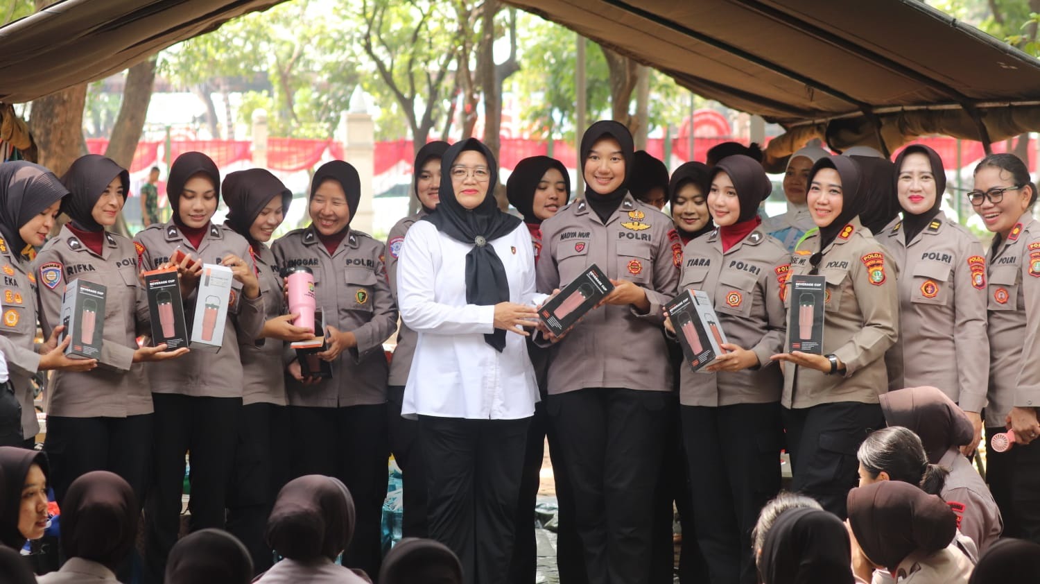 Polwan Polda Metro Jaya Gelar Sosialisasi Kesehatan Mental Jelang Hari Jadi ke-78 Polwan RI