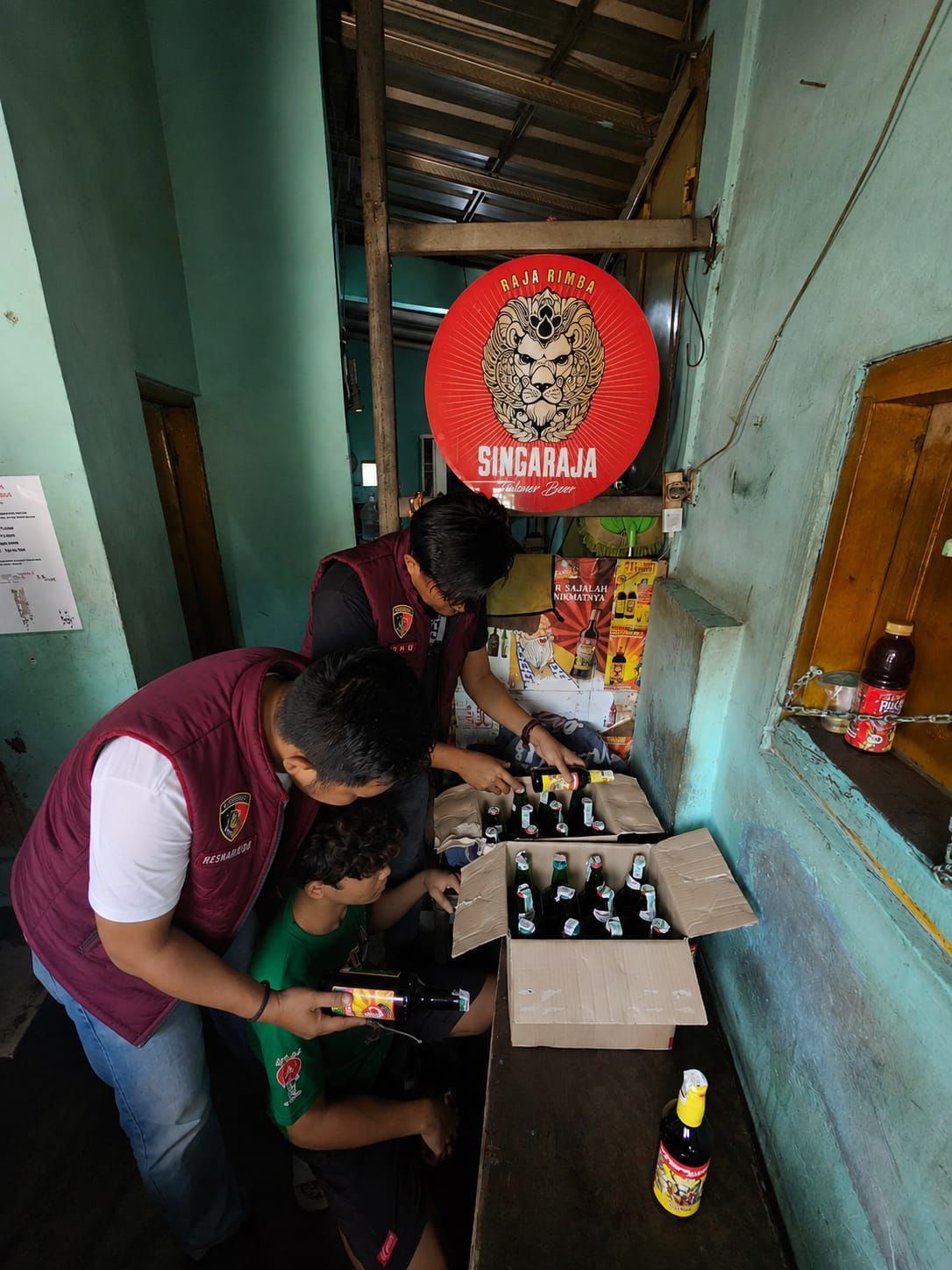 Polresta Cirebon Sita 647 Botol Miras Ilegal