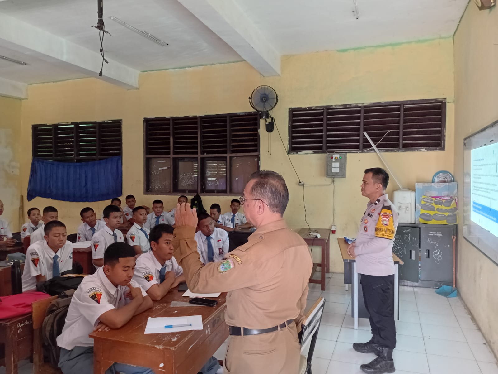 CETAR di SMKN 1 Tangsel, Polisi dan Sekolah Bersinergi Cegah Tawuran serta Jaga Pelajar Tetap Aman
