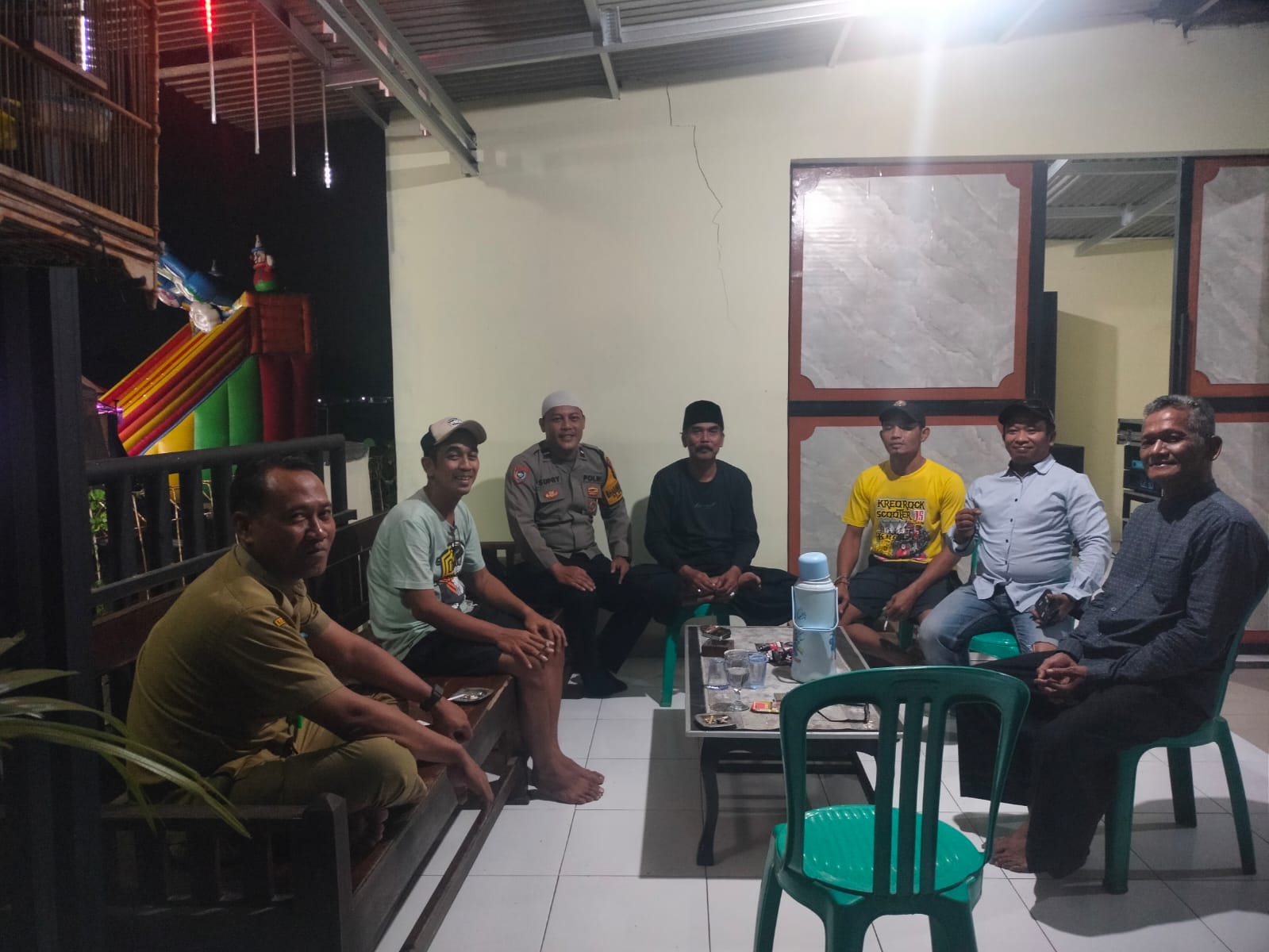Jaga Jakarta+ On The Spot, Bhabinkamtibmas Sambangi Warga Rancagong