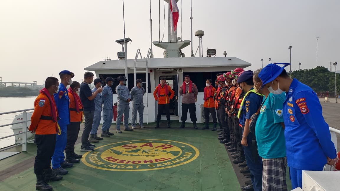 Hari Ketiga, KP Sanjaya-7017 Polri dan KN SAR Tetuka Terus Sisir Perairan Selat Sunda