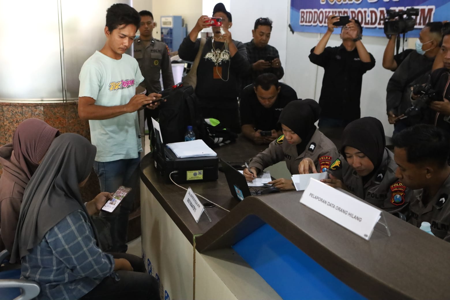 Polres Pelabuhan Tanjung Perak Gerak Cepat, Dirikan Posko Korban KM Virgo Transport 8