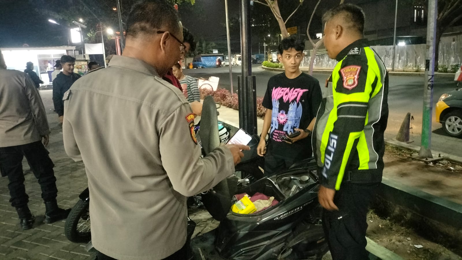 Polsek Pondok Aren Intensifkan Blue Light dan Razia Stasioner, Jaga Keamanan Wilayah