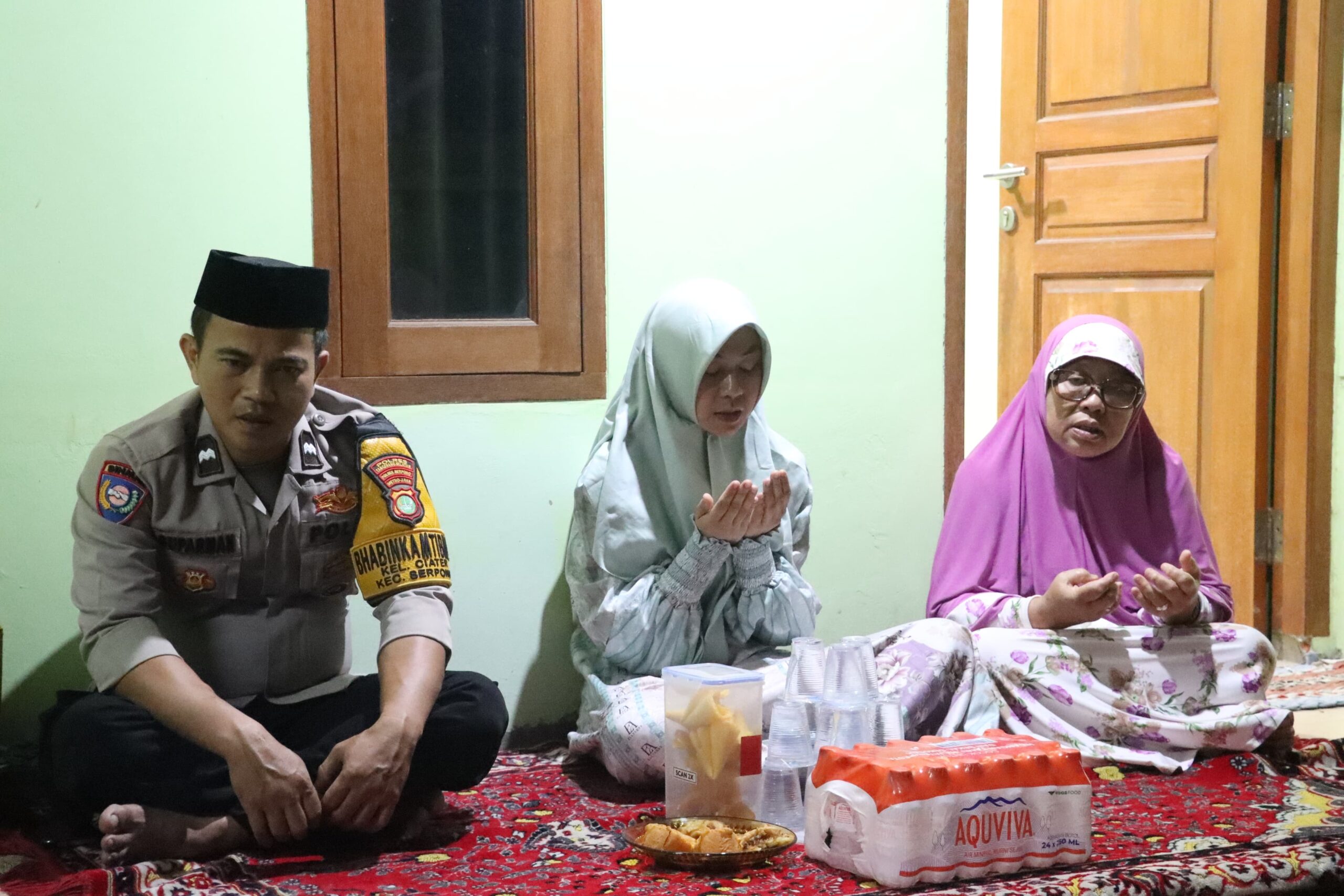 Bhabinkamtibmas Ciater Hadiri Doa Bersama untuk Jurnalis yang Hilang Kontak