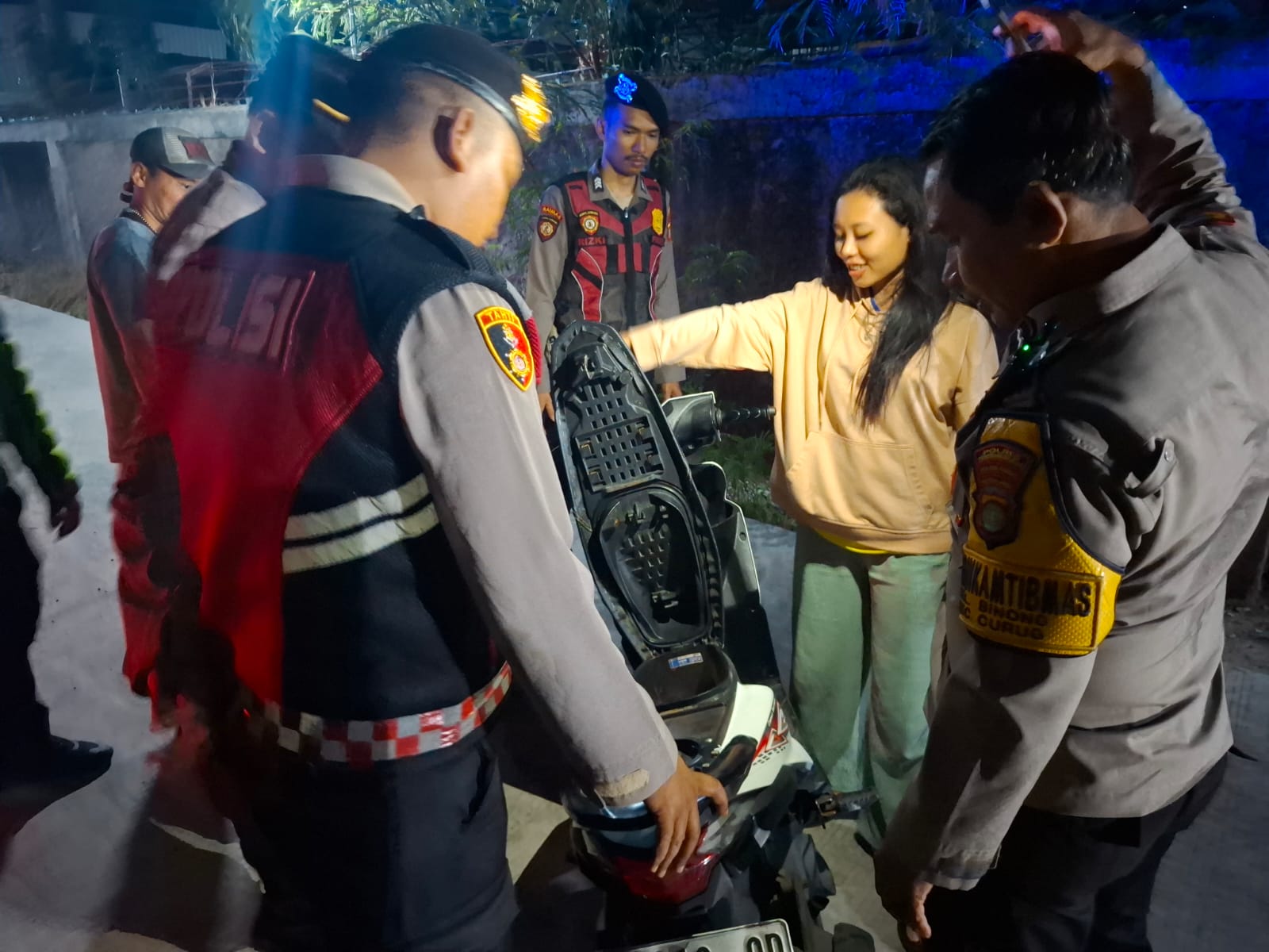 Patroli Tiga Pilar Polsek Curug Sasar Kejahatan Jalanan, Dua Sepeda Motor Diamankan