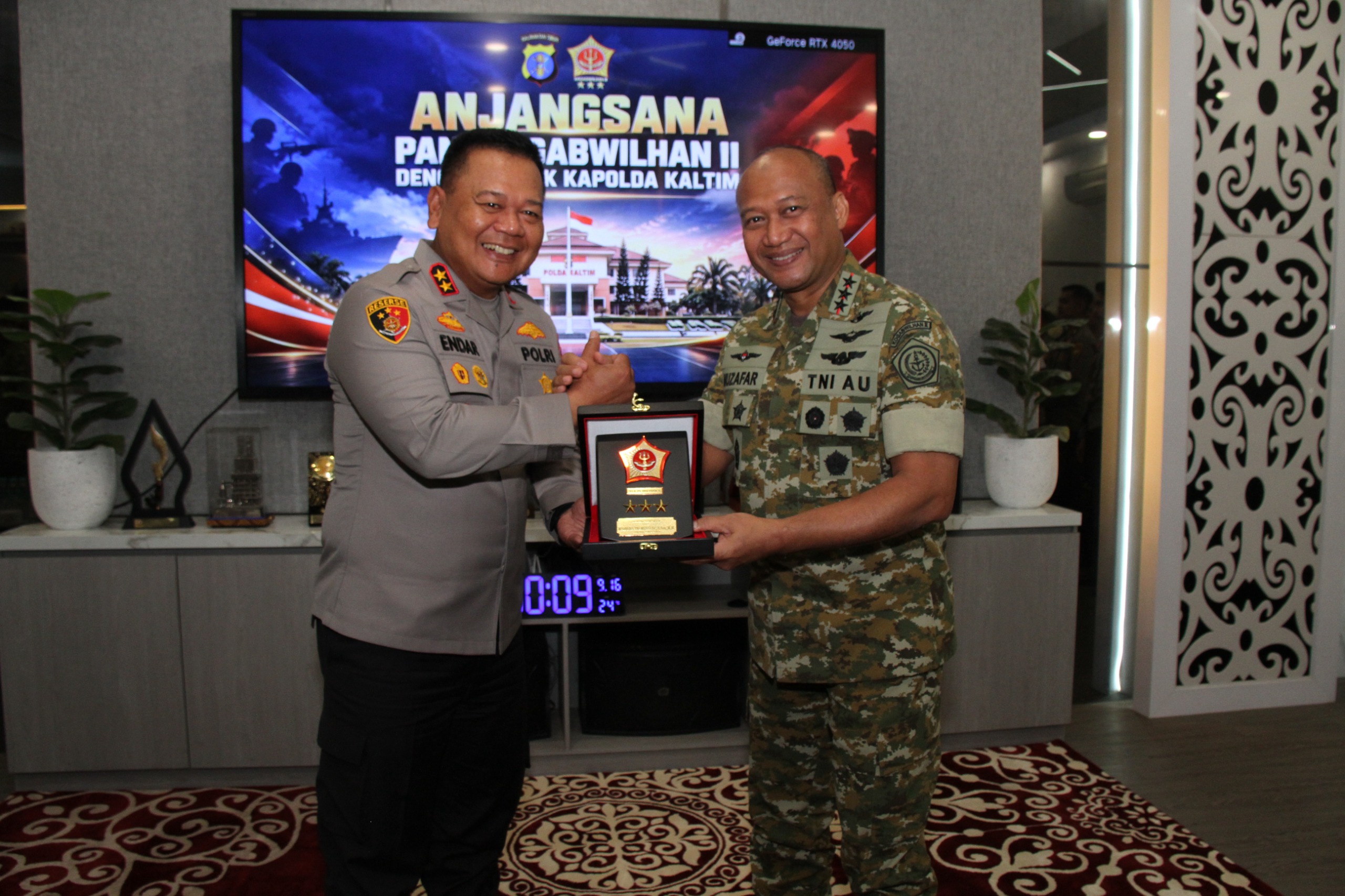 Pangkogabwilhan II Kunjungi Polda Kaltim, Perkuat Sinergi Pengamanan Wilayah Strategis