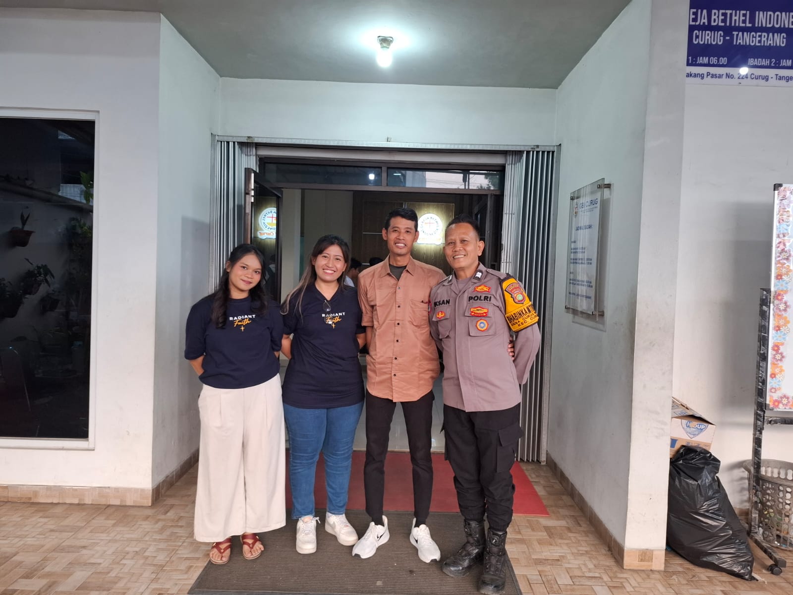 Polsek Curug Pastikan Kegiatan KKR Young di GBI Curug Berlangsung Aman dan Kondusif