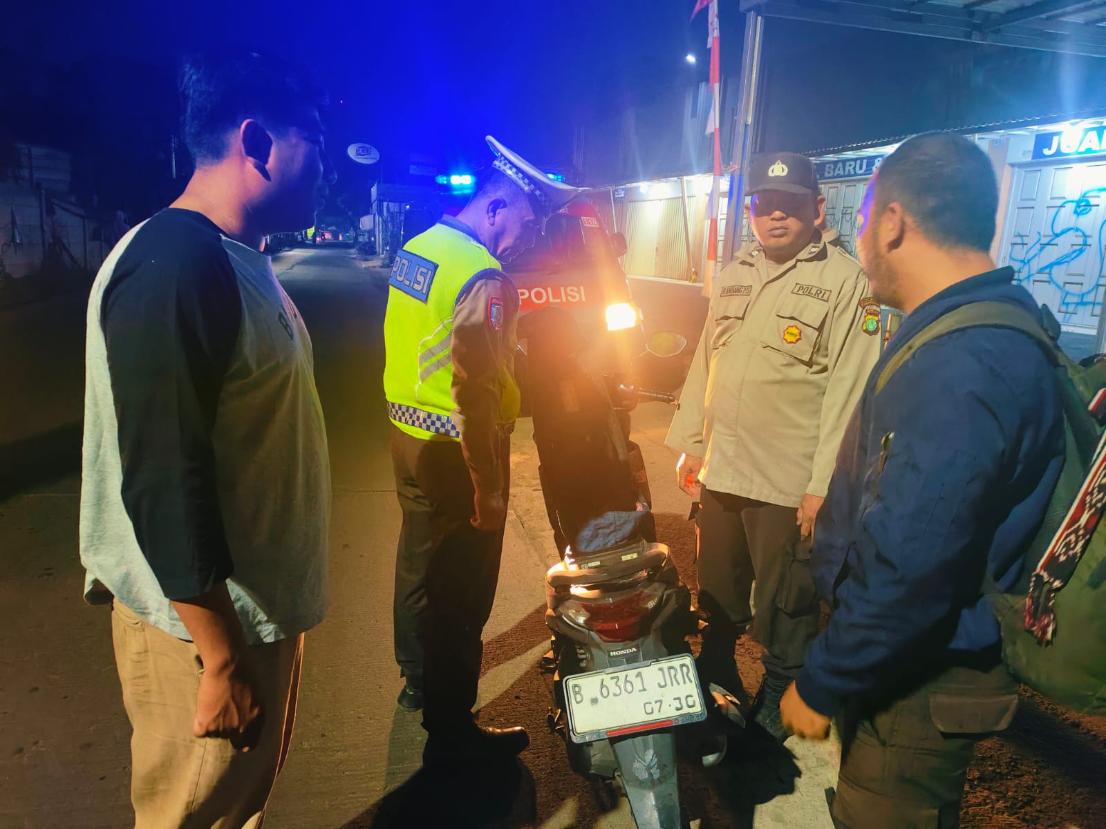 Patroli Cipkon Polsek Curug Intensifkan Pengamanan, Jaga Wilayah Tetap Kondusif