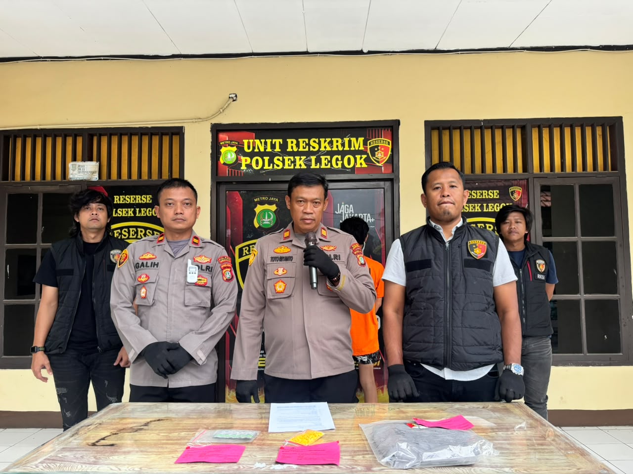 Operasi Nila Jaya, Polsek Legok Amankan 1 TErsangka dan Sita Ratusan Butir Obat Daftar G