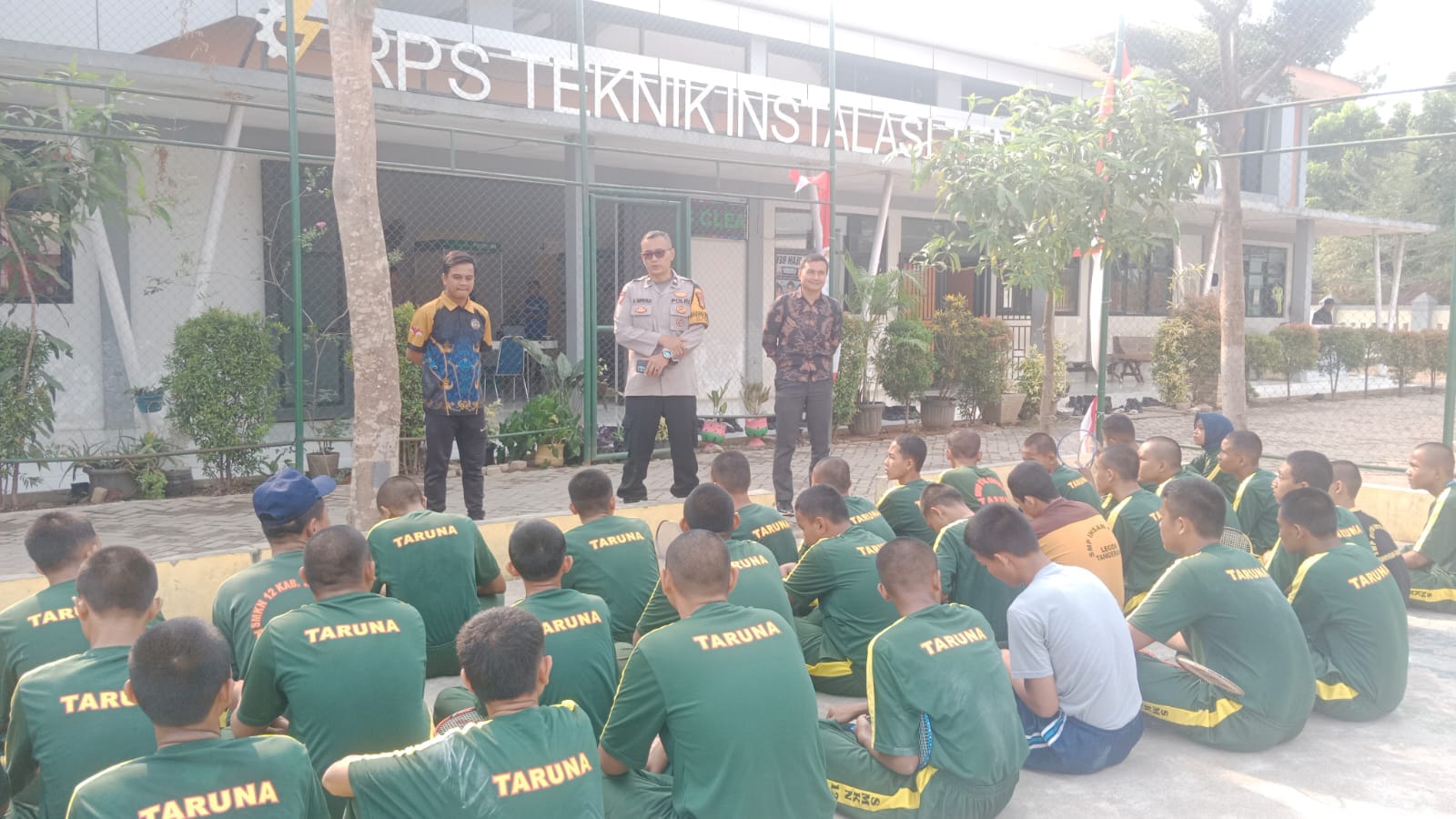 Polsek Legok Gelar CETAR di SMKN 12 Ajak Pelajar Cerdas Bermedia Sosial dan Tidak Mudah Terprovokasi