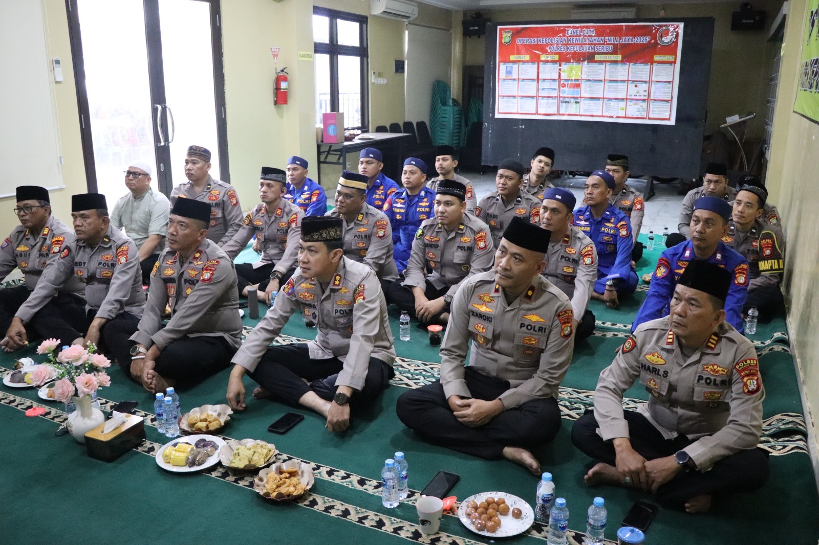 Kapolres Kepulauan Seribu Ikuti Ngaji Kebangsaan Bersama Kapolri dan Gus Baha Secara Daring