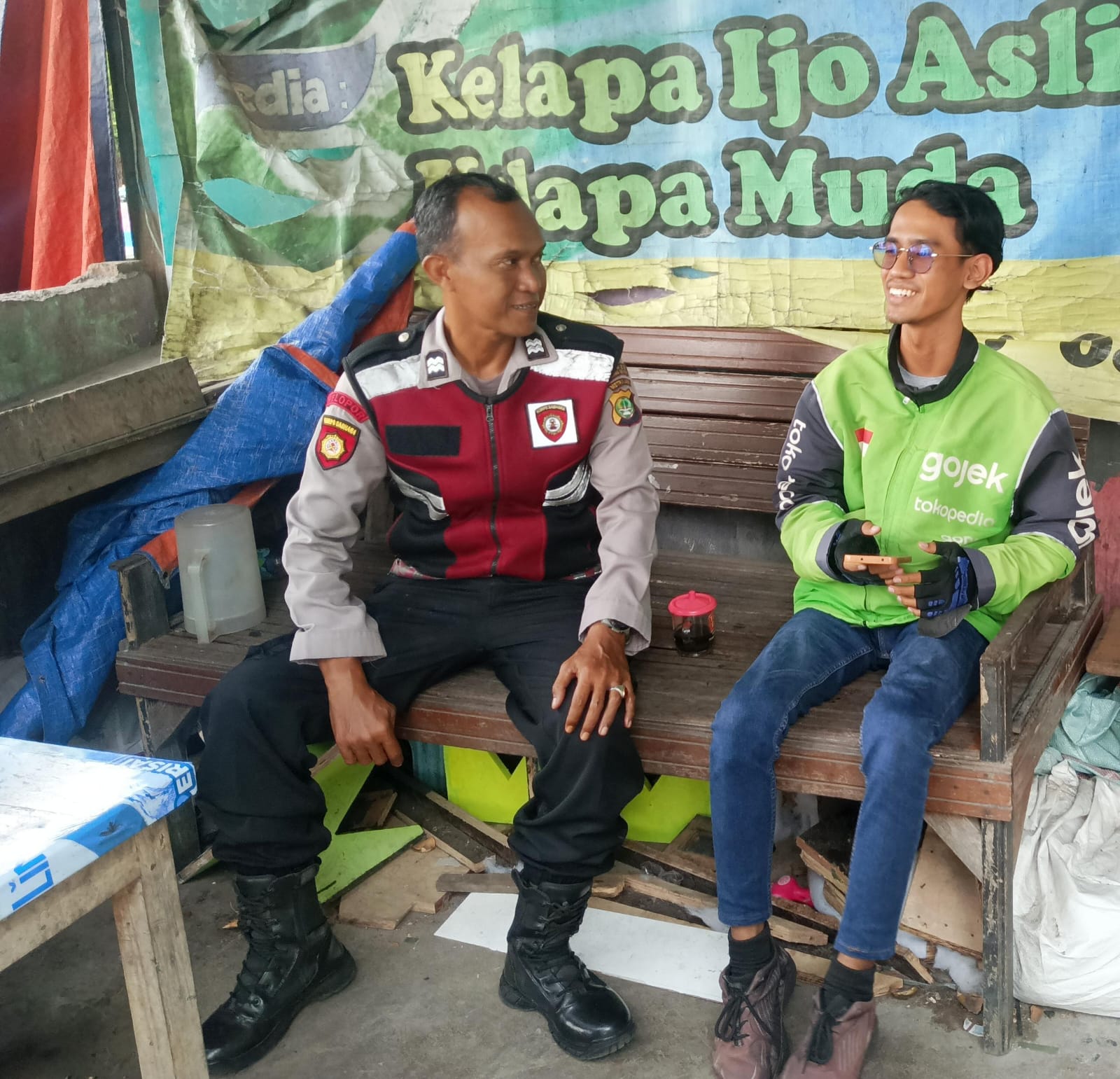 Patroli Strong Point Polsek Kelapa Dua Sasar Pemukiman, Warga Diimbau Waspadai Kejahatan
