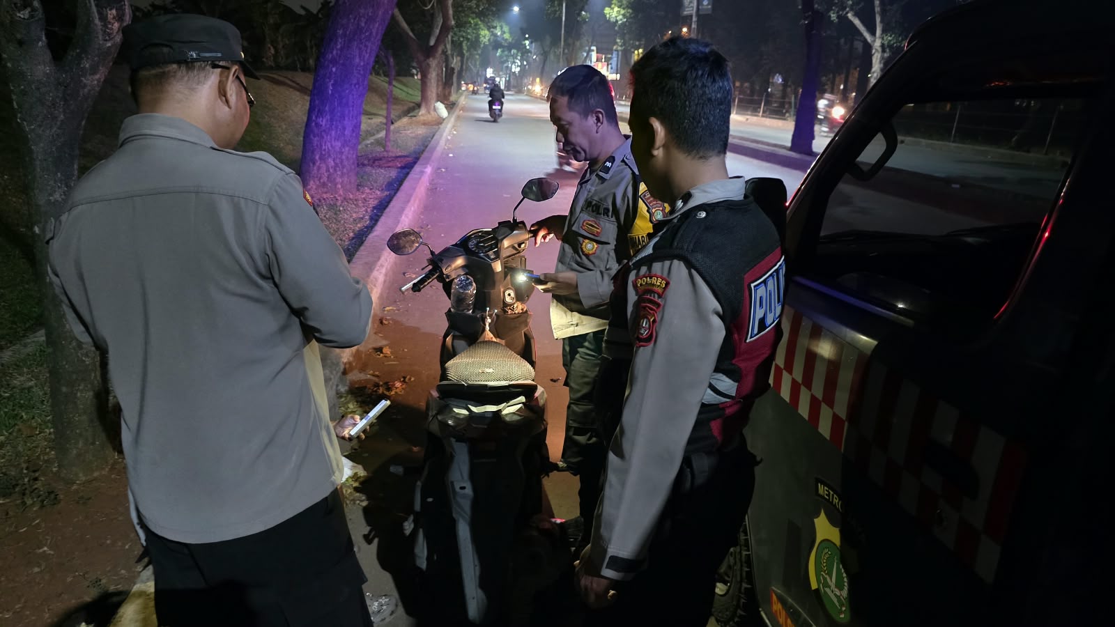 Patroli Blue Light Polsek Pondok Aren Cegah Kejahatan Jalanan
