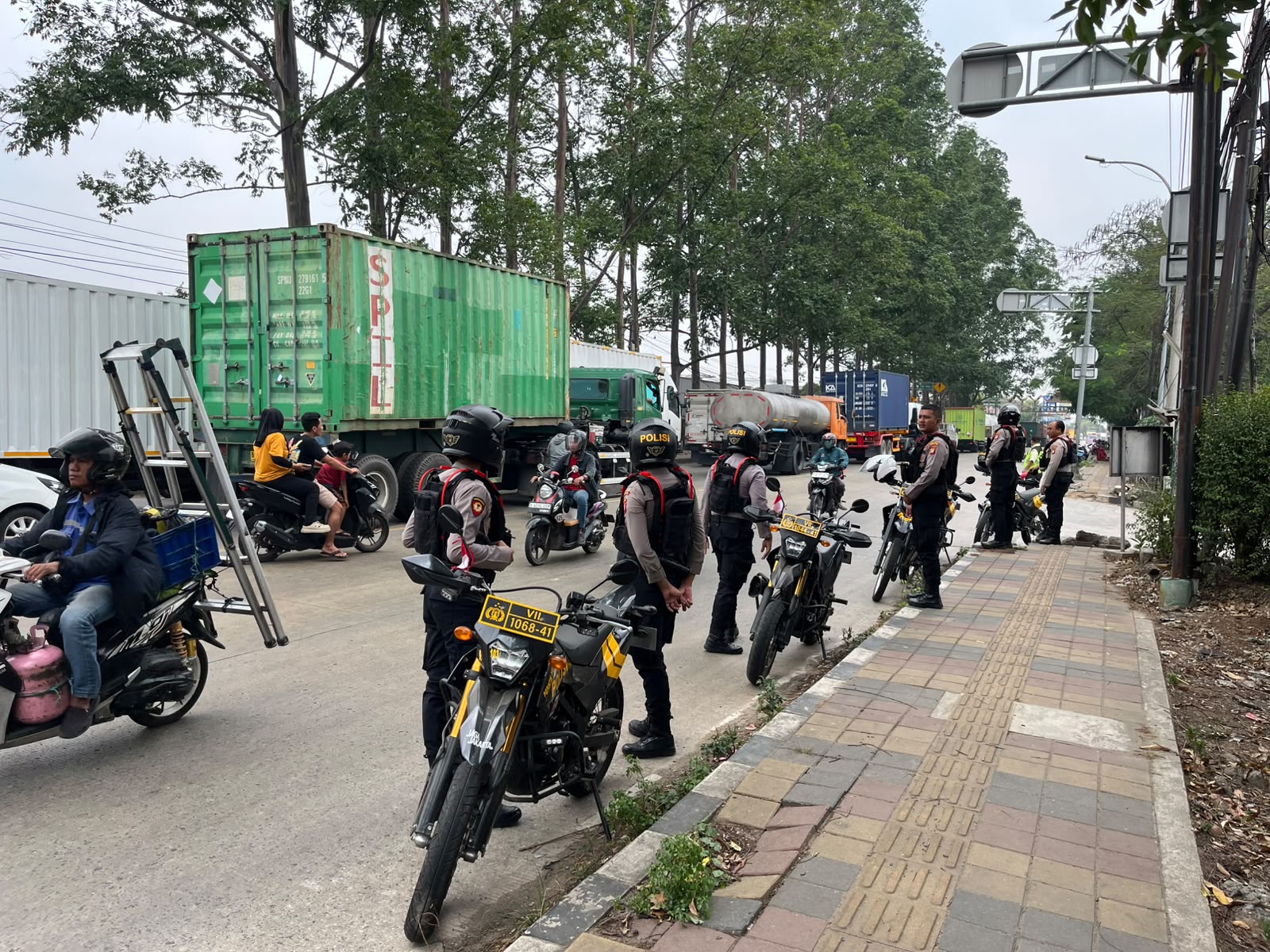 TP.3 Sat Samapta Polres Tangsel Perkuat Operasi Cipta Kondisi dan Pelayanan Keamanan di Wilayah Curug
