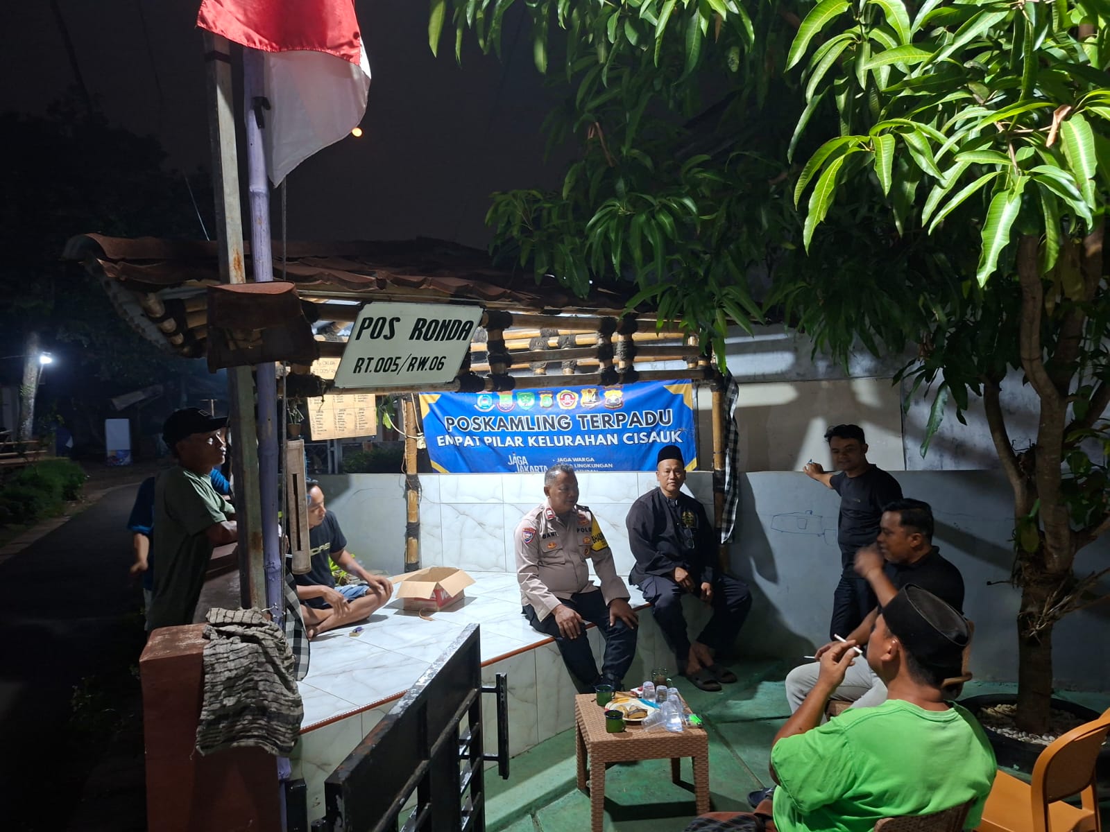 Polsek Cisauk Perkuat Sambang Kamtibmas, Bangun Sinergi Bersama Warga