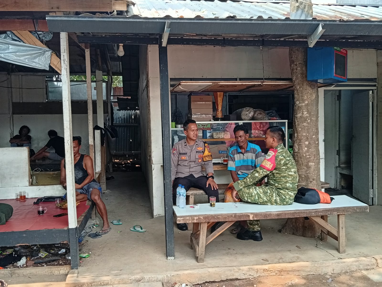 Cooling System Jaga Kamtibmas, Bhabinkamtibmas Polsek Serpong Sambangi Warga Pondok Jagung Timur