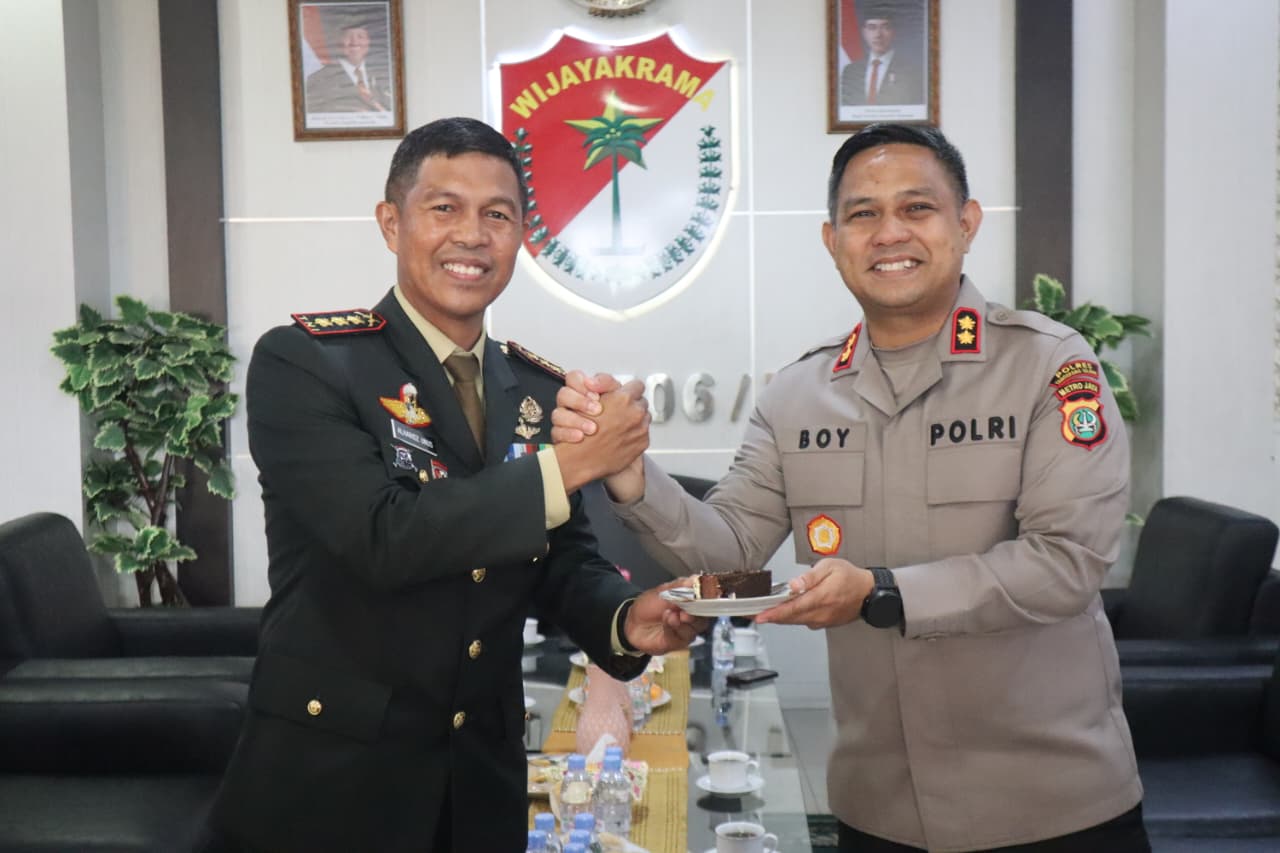 HUT TNI Ke-81, Kapolres Tangsel Silaturahmi ke Kodim 0506 Tangerang