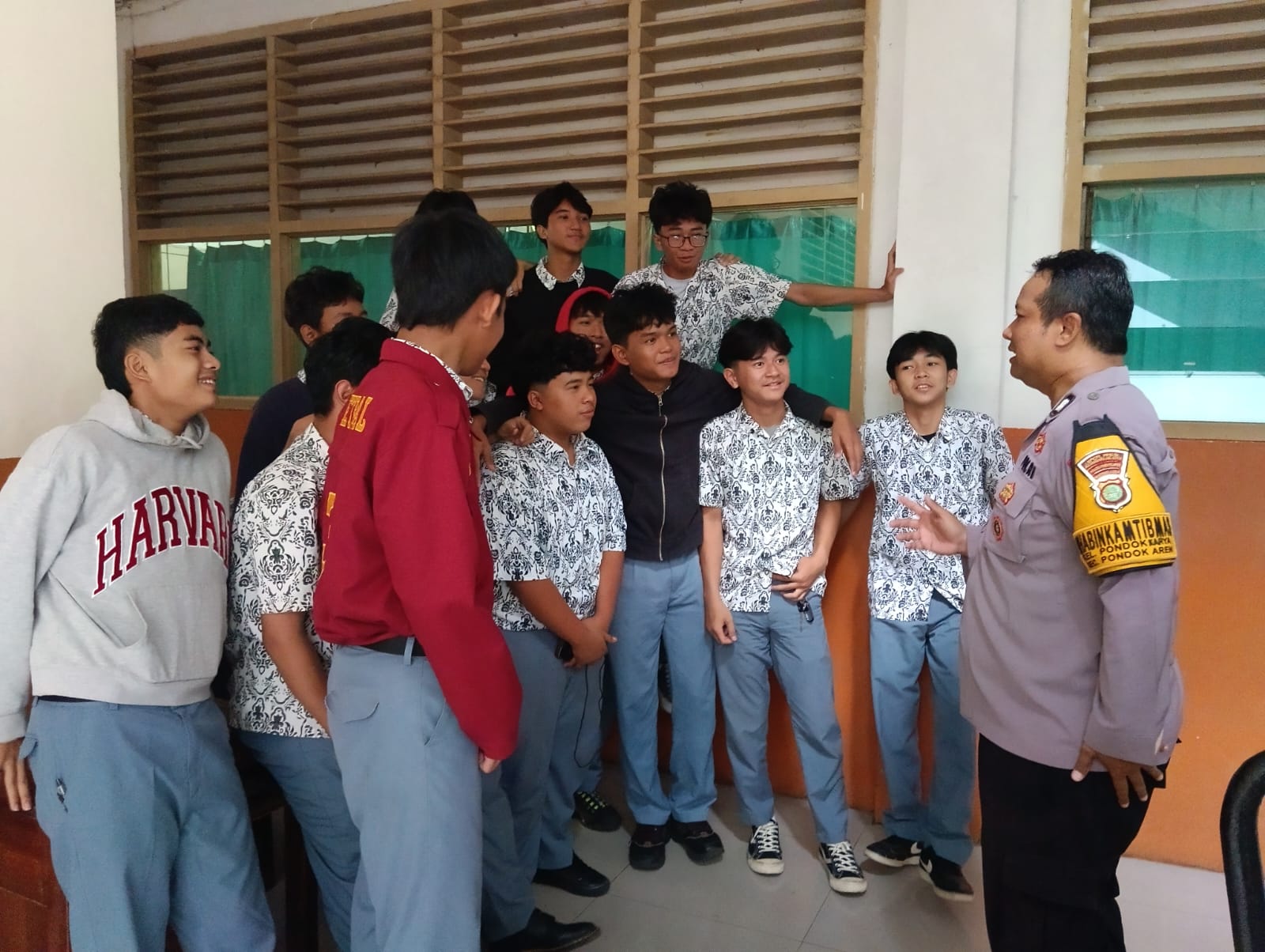 Police Go to School, Polsek Pondok Aren Edukasi Pelajar SMA Cendrawasih Bintaro